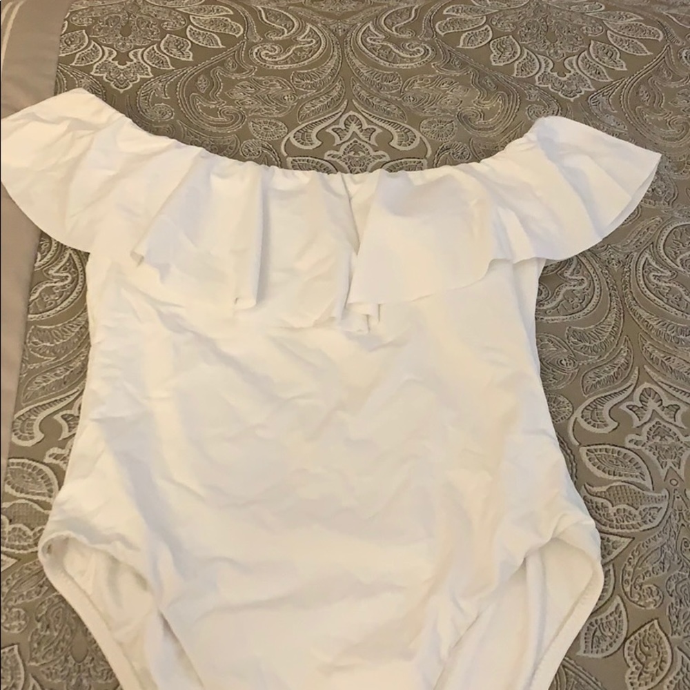 WHITE Trina Turk One Piece Swimsuit NORDSTROM